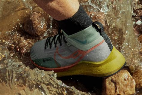 nike waterproof running shoes